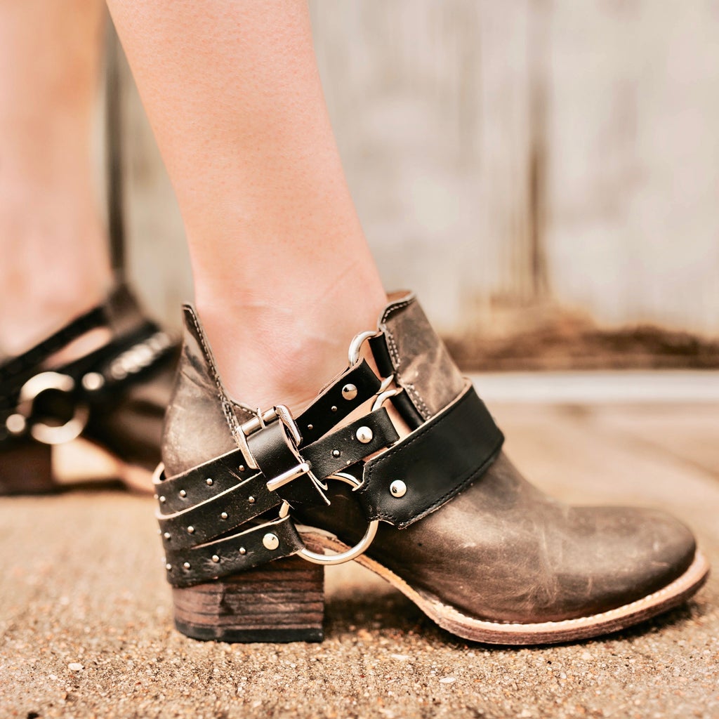 Pairmore Cyberpunk-Style Buckle Ankle Boots