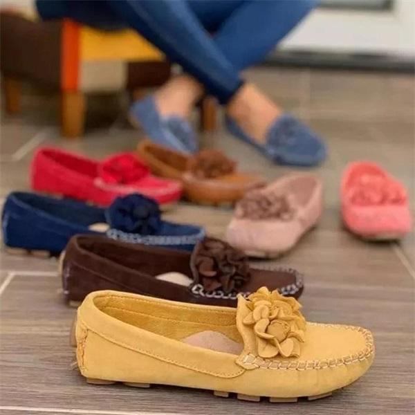 Pairmore Women Comfy Slip-On Flower Suede Loafers